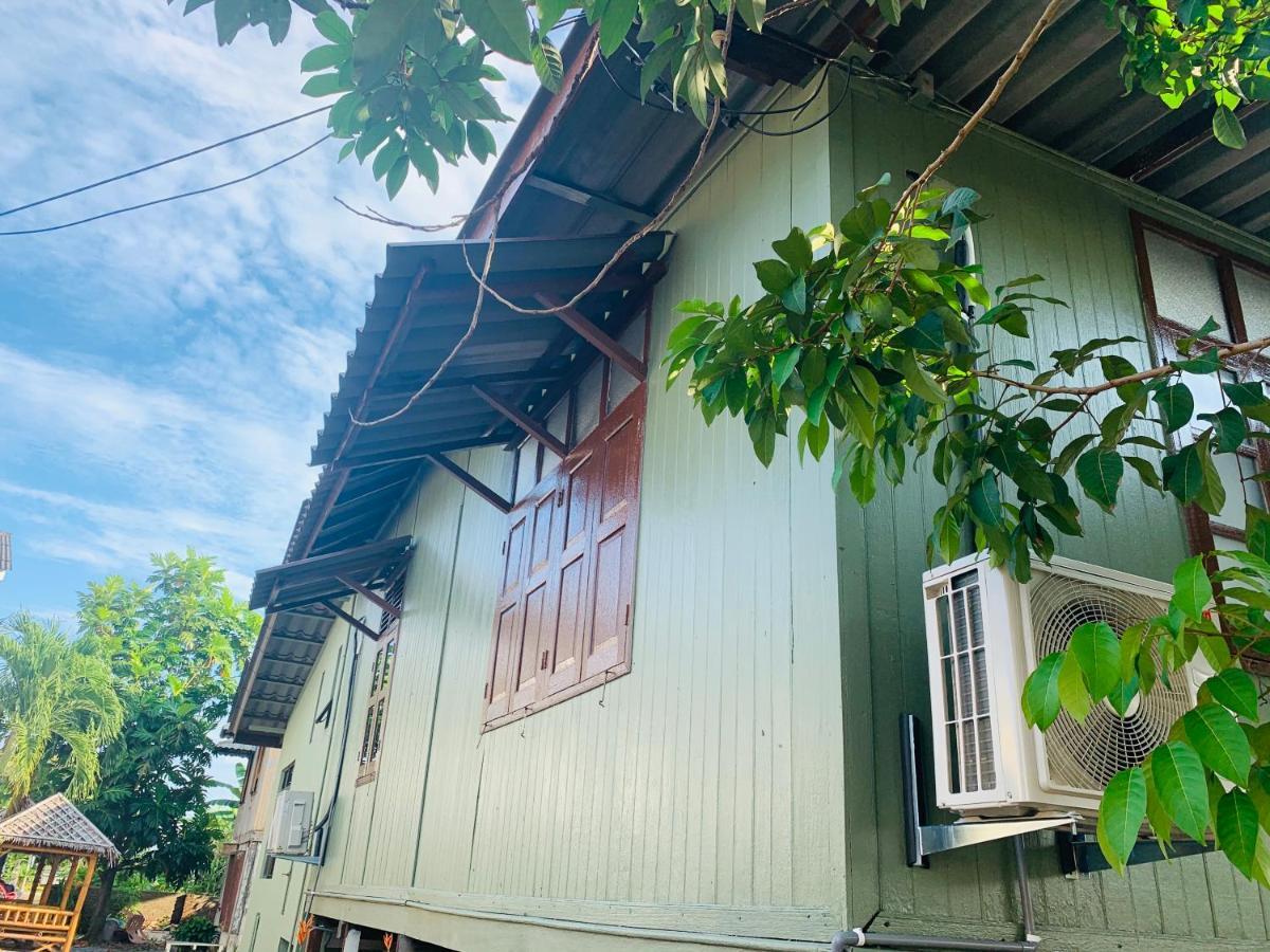 Sarah Guesthouse Kuala Terengganu Exterior photo